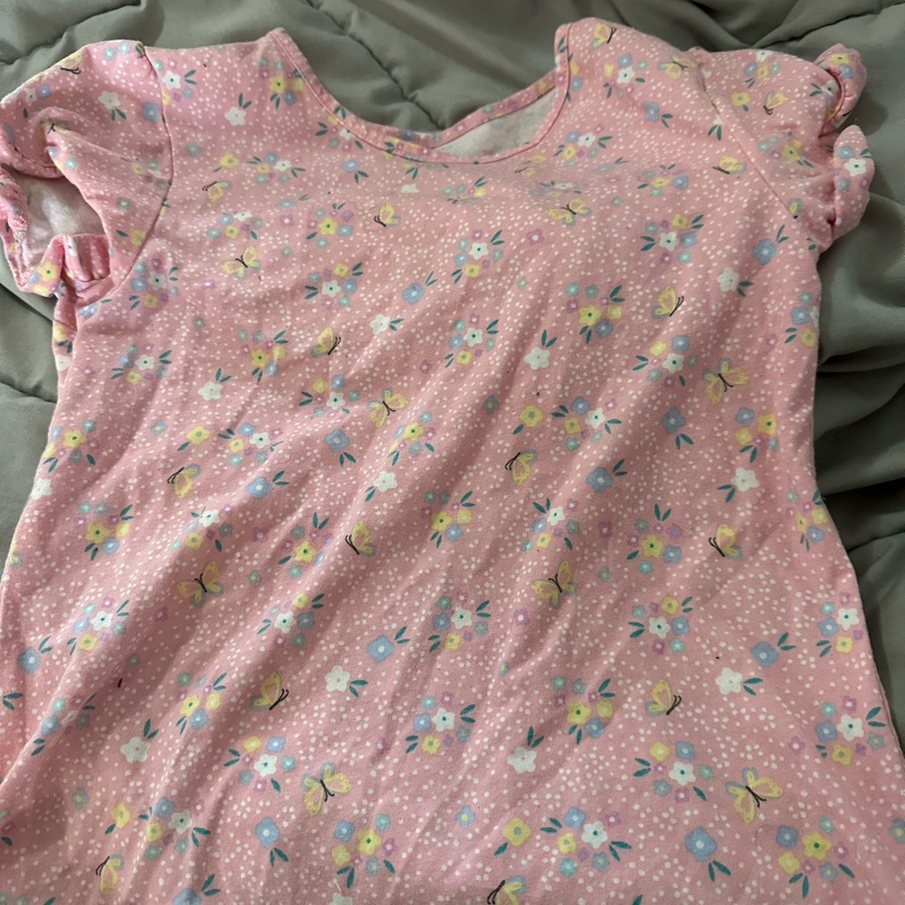 Pink flower tee